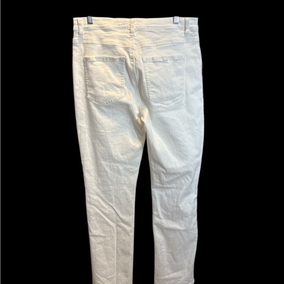 CAbi Women's Cream High Rise Jeans - Picture 3 of 5